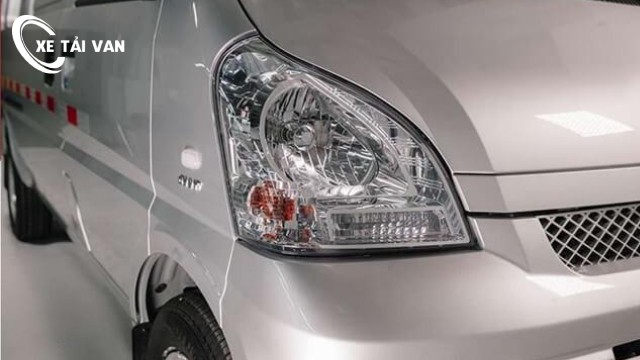 Interieur und Exterieur des Wuling 500kg Kastenwagens