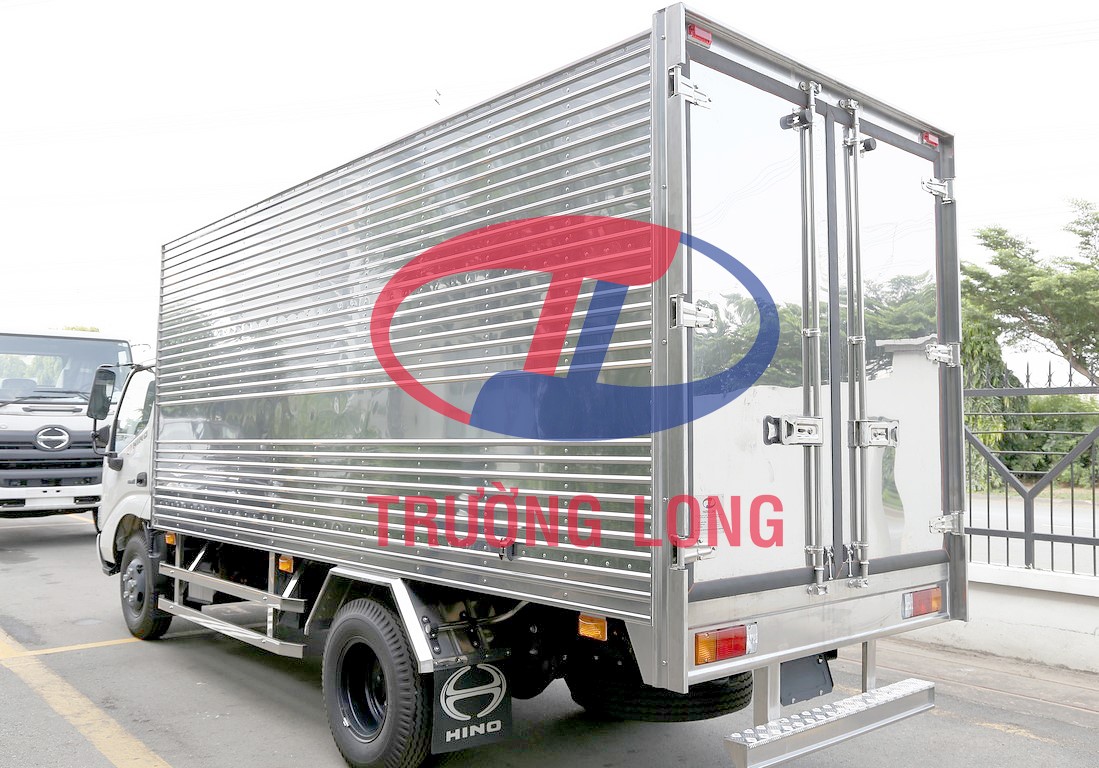 Quy trình sản xuất thùng xe tải Hino 1 tấn 6 XZU650 tỉ mỉ