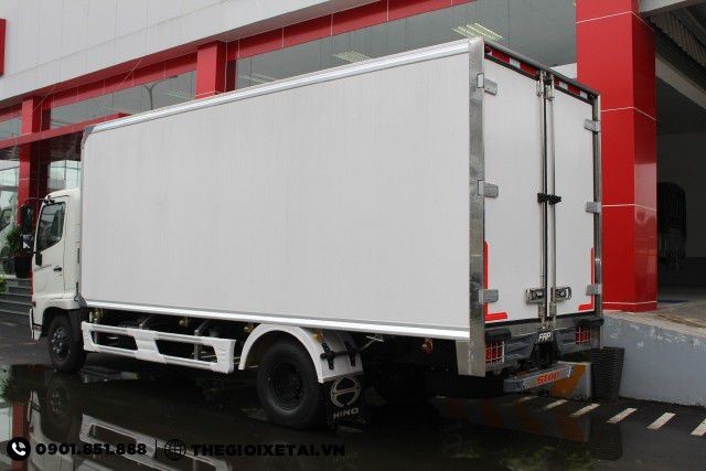 Khung cửa sau thùng đông lạnh xe tải Hino FC bằng nhôm đúc chắc chắn
