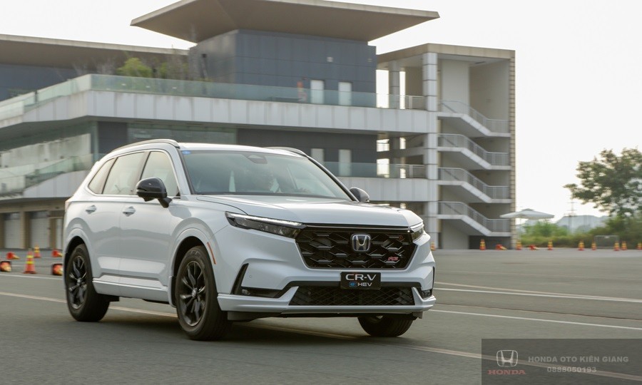 Nowoczesne i wyrafinowane reflektory LED Hondy CR-V 2025