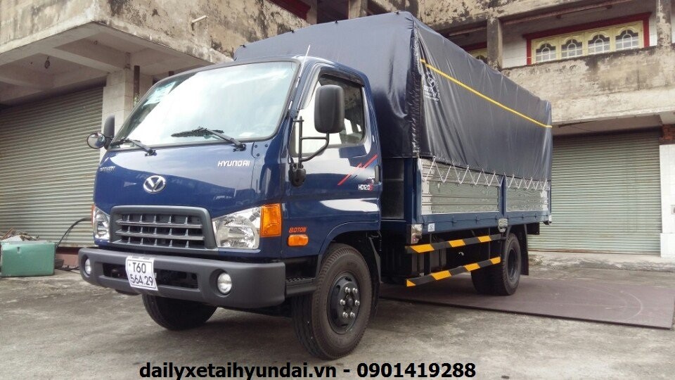 Hyundai 120SL Camion Hyundai 8 Tonnes Benne Bâchée Longue 6m2