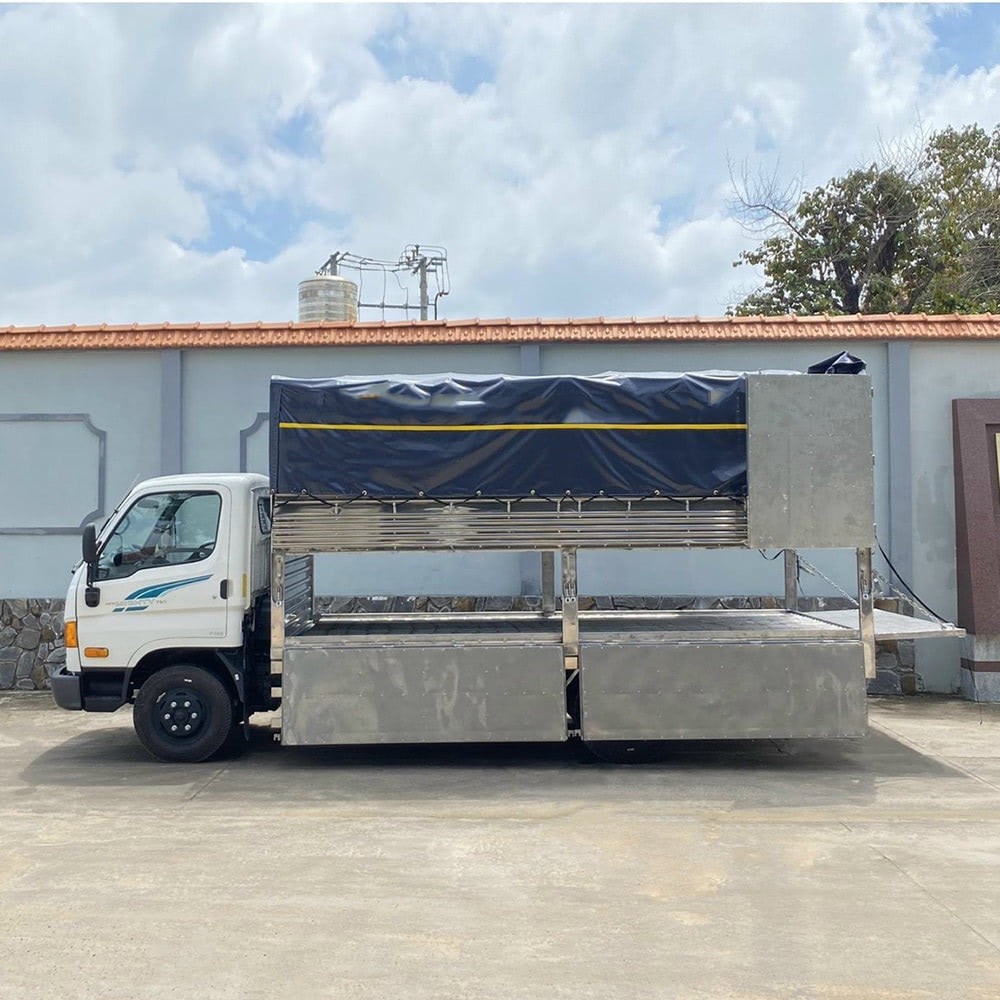 Hyundai 75s caixa com lona de aço inoxidável construída de forma sólida, preço do camião Hyundai 75s caixa com lona de qualidade