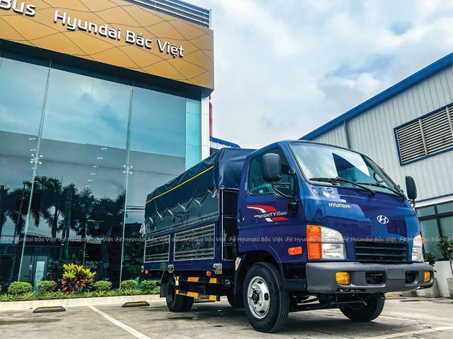Xe tải Hyundai N250 thùng mui bạt trọng tải 2.2 tấn tại Hyundai Bắc Việt