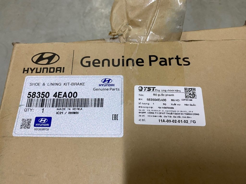 Bố thắng sau xe tải Kia K200, K250 Mobis chính hãng, phụ tùng được bảo hành và đổi trả miễn phí, an tâm khi sử dụng.