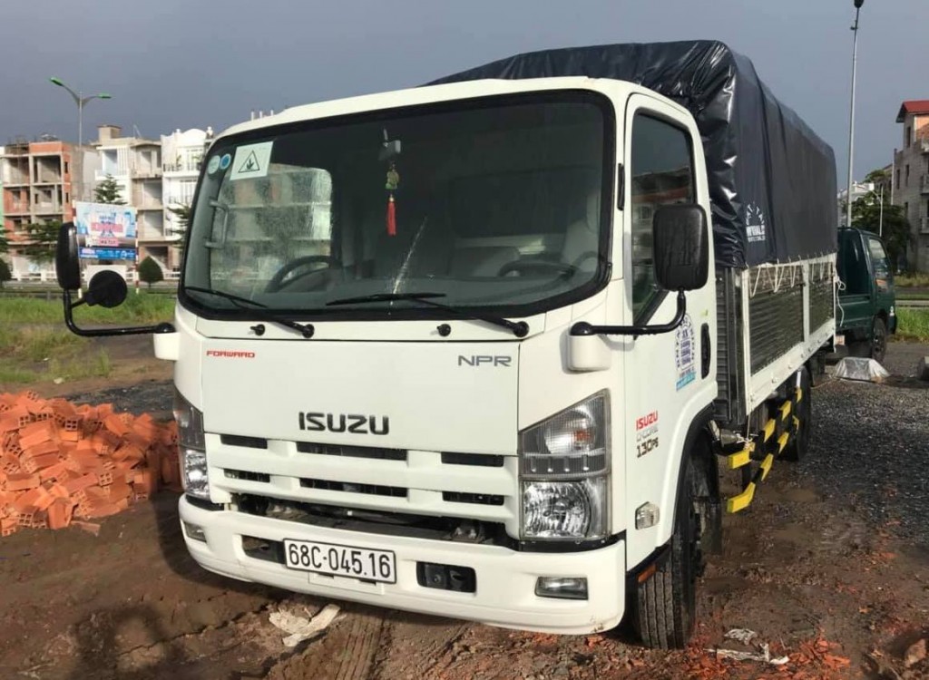 isuzu-3t5-2015