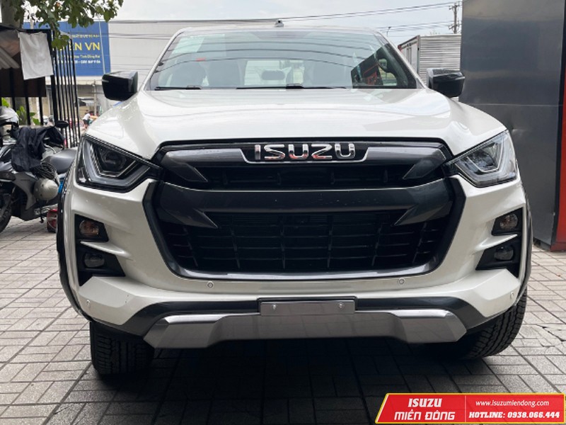 Frontscheinwerfer des Isuzu D-Max Type Z Pickup