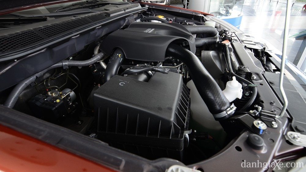 Ảnh cụm điều khiển điều hòa Isuzu D-Max 2015