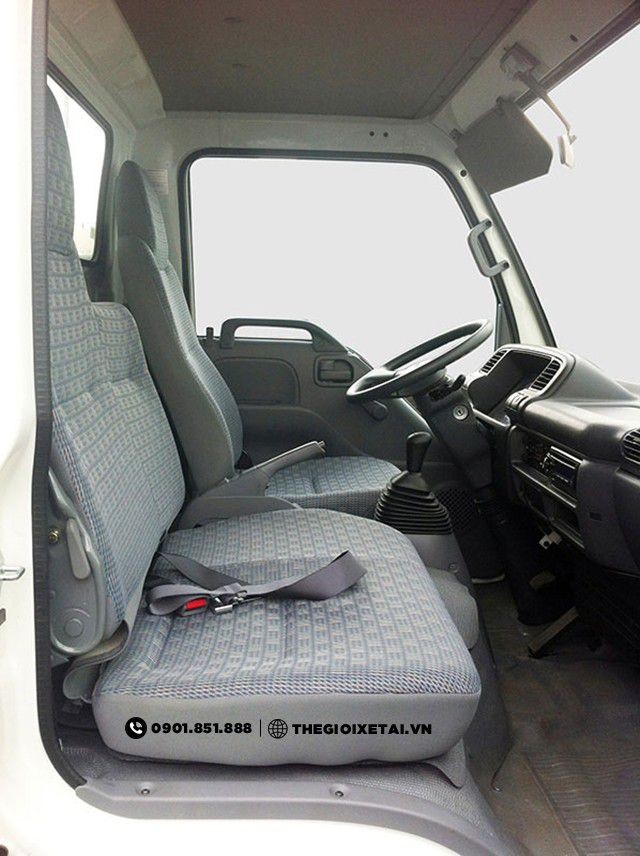 Nội thất xe tải Isuzu QKR55F