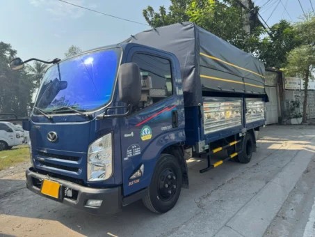 Camión IZ65 3.5 toneladas de segunda mano, modelo 2023
