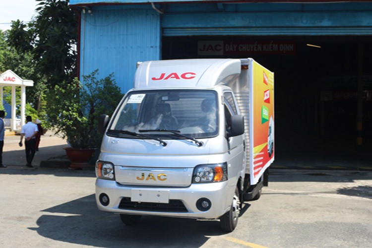 ภายนอกรถบรรทุก Jac 1.25 ตัน