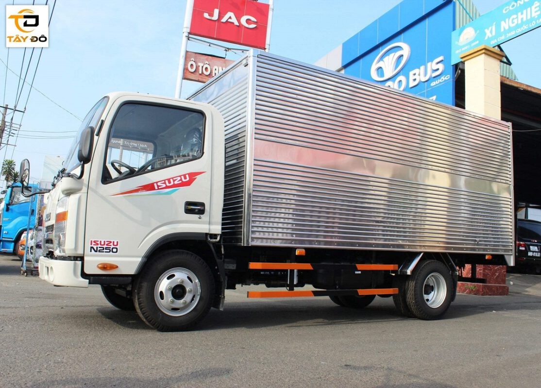 Outro ângulo do Jac N250