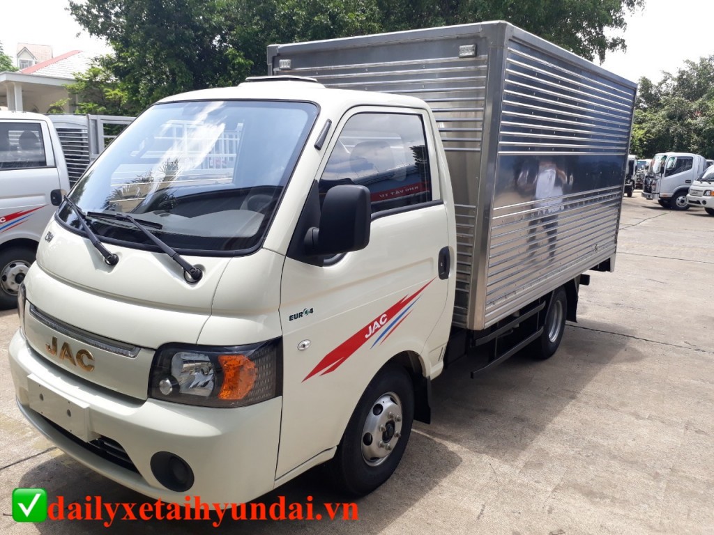 Xe tải Jac X150 1.5 tấn thùng kín bảo vệ hàng hóa tối ưu
