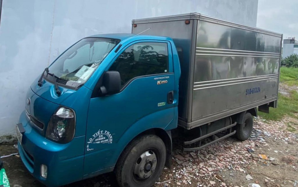k250-2t4-thung-kin-xanh