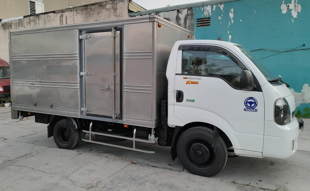 k250-thung-kin-2018-cu