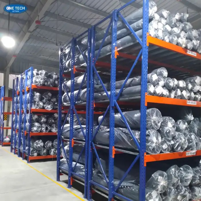 Các phương thức xuất - nhập hàng khi sử dụng kệ để vải One Tech