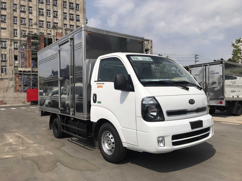 Kia K200 箱バン