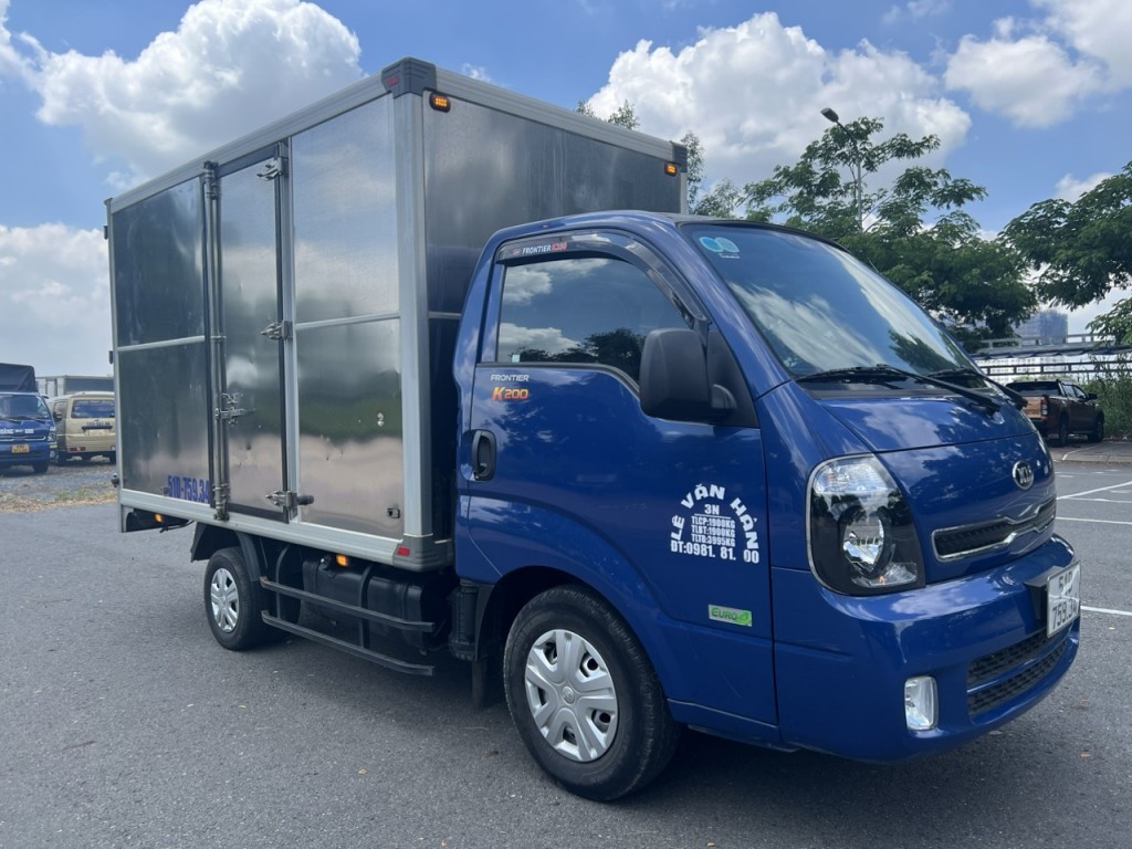 Xe K200 thùng kín cũ đời 2022 từ đại lý