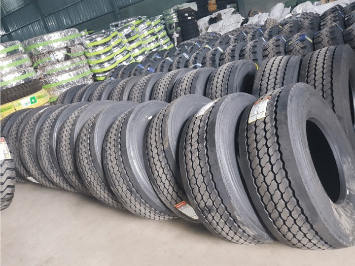 lop-xe-tai-maxxis (1)