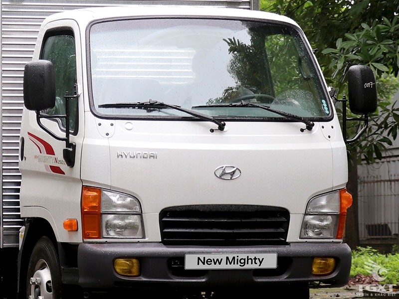 Xe Tải Hyundai New Mighty N250SL 2.4 Tấn Thùng Kín