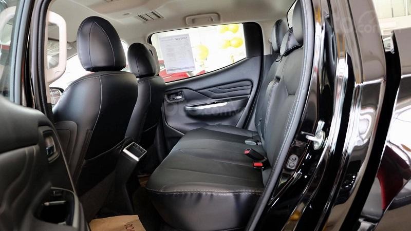Ghế ngồi Mitsubishi Triton 2019