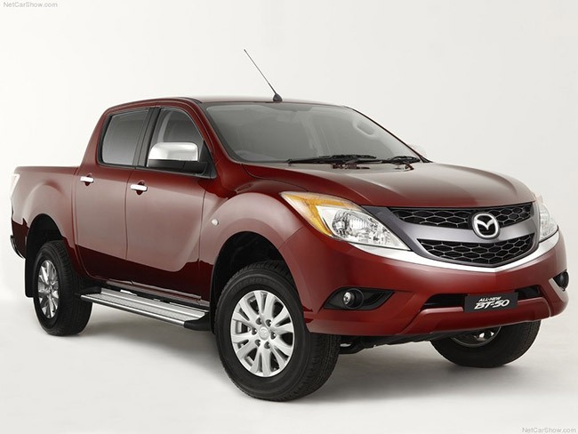 การตรวจสอบช่วงล่างของรถกระบะ Mazda BT50 มือสอง