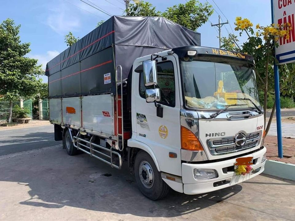 Compra de camiones Hino usados en Ho Chi Minh