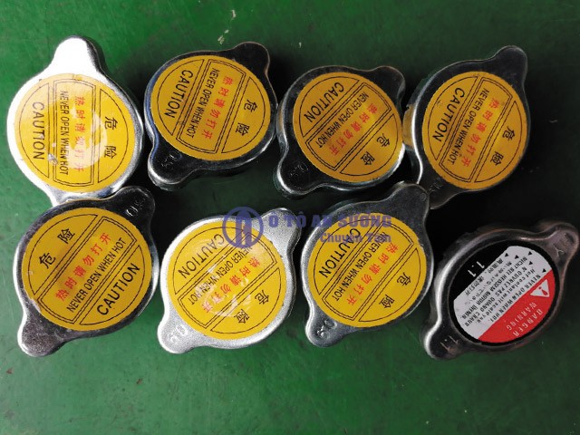 Nắp chụp két nước xe tải Siam Truck Thái Lan chính hãng