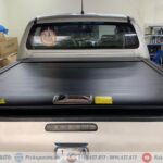 Nắp thùng cuộn Overland cho xe Hilux