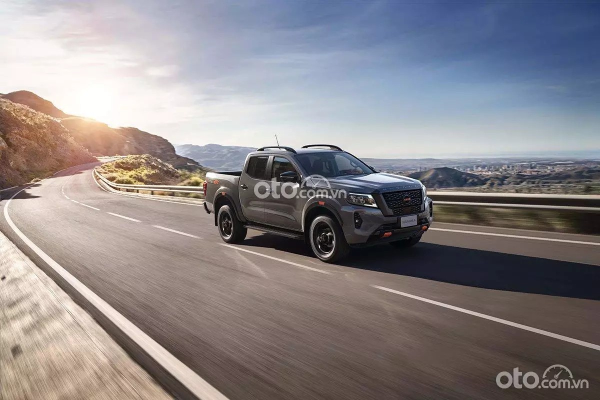 Nissan Navara phiên bản nâng cấp mới nhất.