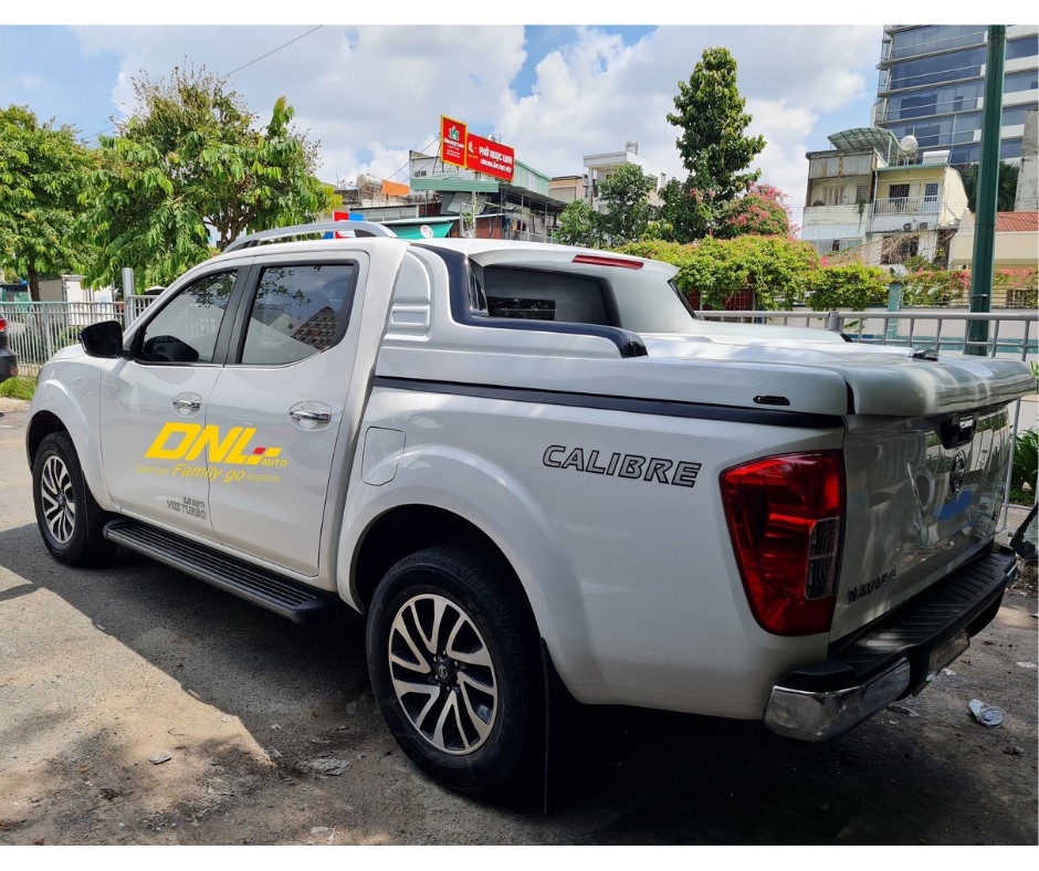 Nắp thùng thấp Allnew Navara thiết kế kèm thanh thể thao đẹp mắt, cá tính