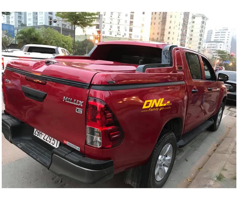 Pokrywa skrzyni ładunkowej Hilux Allnew ze zintegrowanym mocnym orurowaniem sportowym