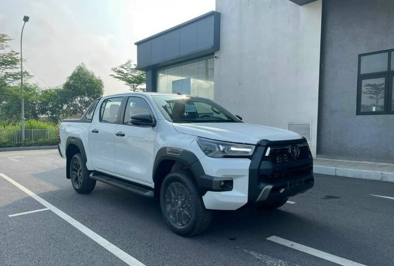 Ngoại thất Toyota Hilux 2025
