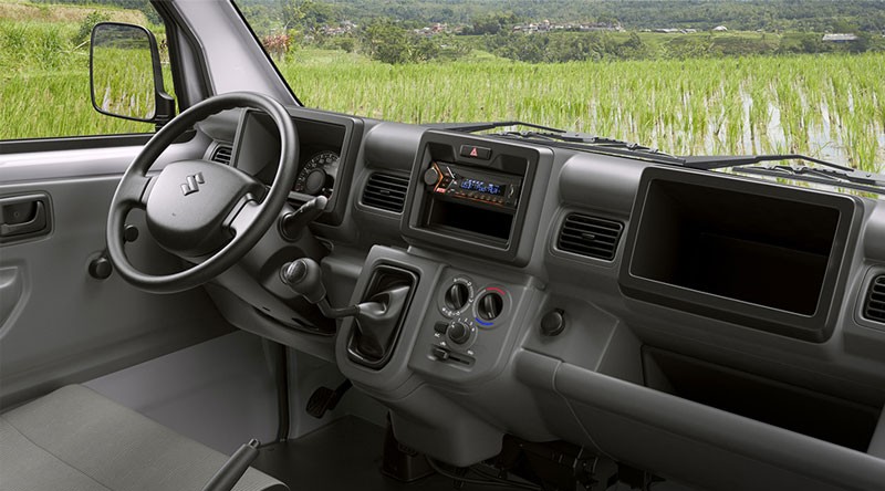 bên trong khoang Xe Tải Suzuki Carry Pro