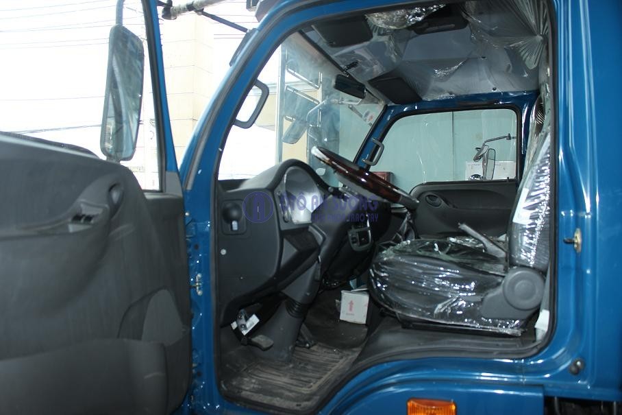 Cabin xe tải Veam VT650 thiết kế hiện đại và tiện nghi