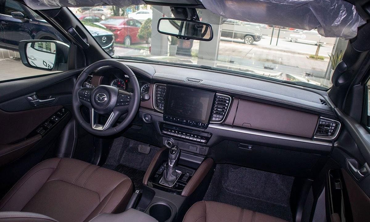 ภายในรถ Mazda BT-50 ปี 2019 พร้อมการออกแบบที่หรูหราและสะดวกสบาย