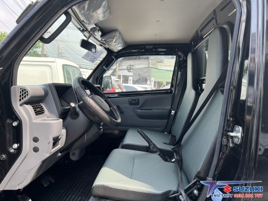 Nội thất cabin xe tải Suzuki Carry Pro
