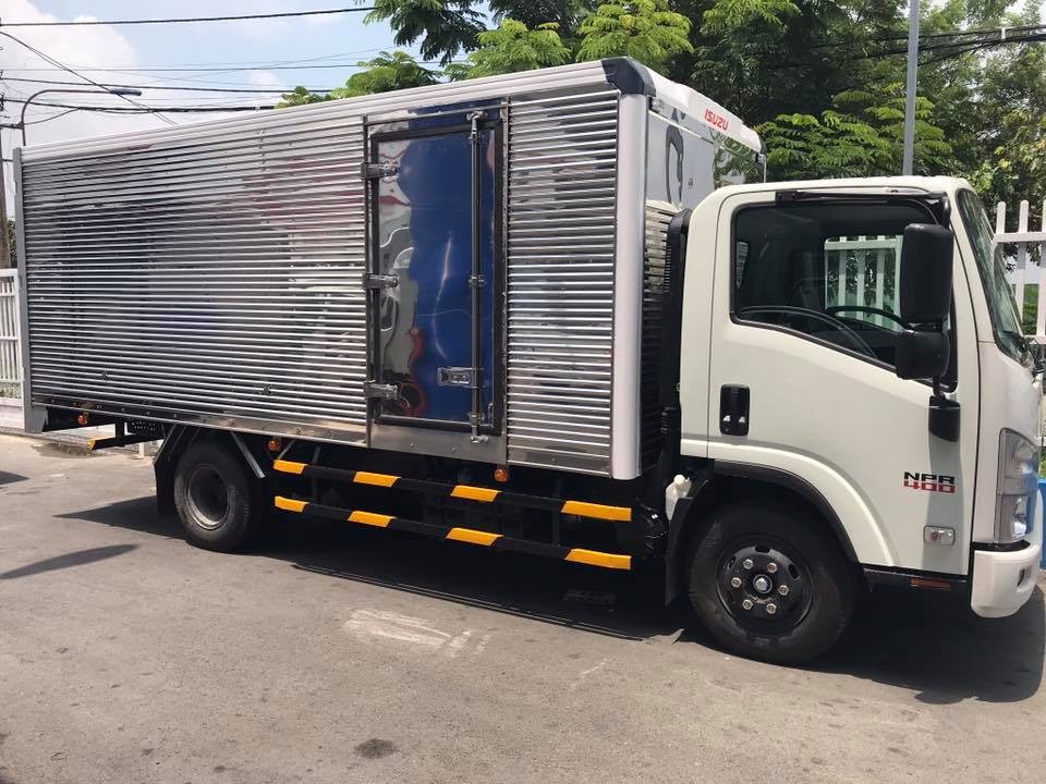 xe tải isuzu ninh thuận