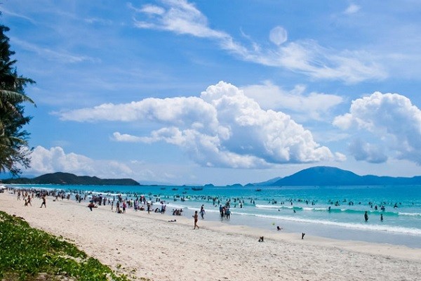 xe tải trên đường