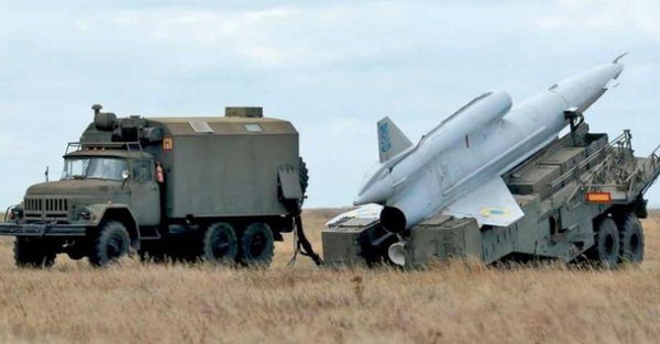 Drone Tu-141 Strizh em voo