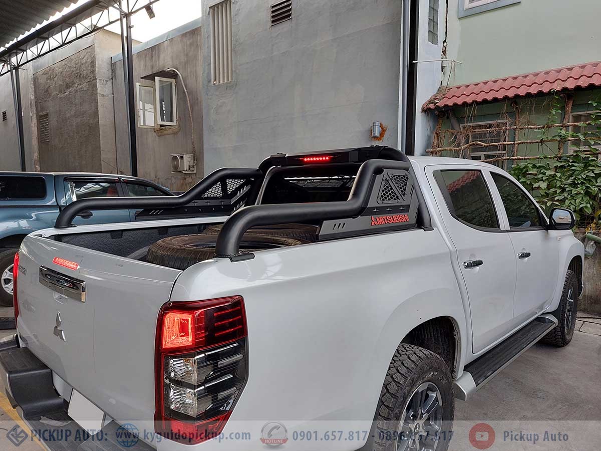 khung thể thao mitsubishi triton