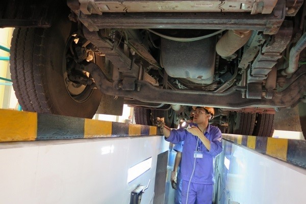 Entretien du châssis d'un camion