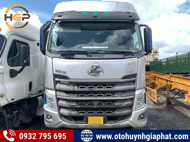 Xe đầu kéo CHENGLONG H7 385HP 2020 siêu lướt, ngoại thất mạnh mẽ và hiện đại
