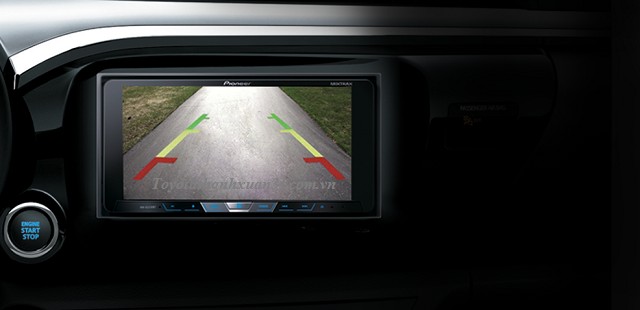 Análisis de la Toyota Hilux 2017: El equipamiento de cámara de visión trasera es un punto destacable del coche t150