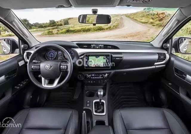 Nội thất Toyota Hilux 2019