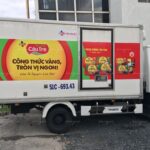 Trang trí decal xe bán tải với tem sườn xe mạnh mẽ.