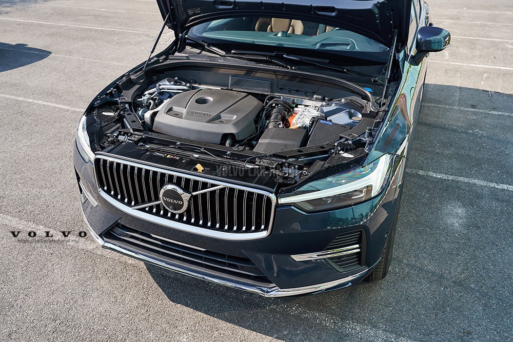 Động cơ Volvo XC60 Plug-In Hybrid Ultra 2025