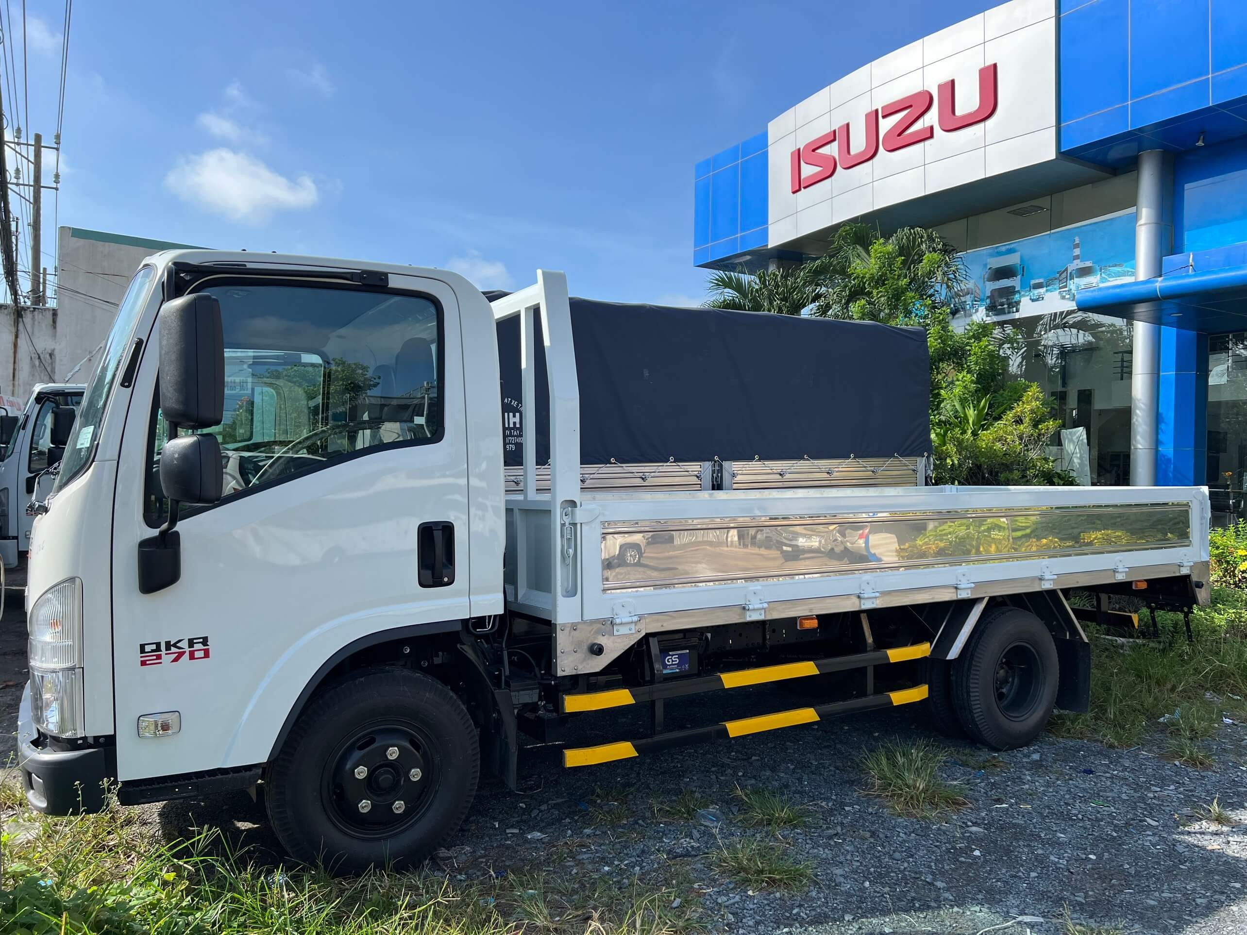 Gương chiếu hậu xe tải Isuzu QKR 270 đầu vuông thùng lửng