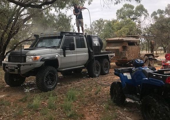 Patriot Campers LC79 Megatourer  cho những chuyến off-road dài ngày