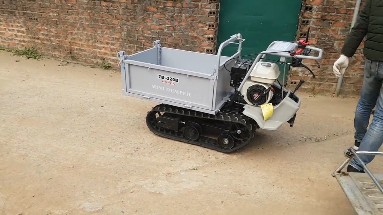 Xe tải bánh xích mini Honda 7B-320B vận chuyển hàng hóa trong trang trại