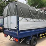 Hình ảnh cận cảnh thiết kế đầu xe Hyundai Porter 150 với đèn pha kép và lưới tản nhiệt đặc trưng
